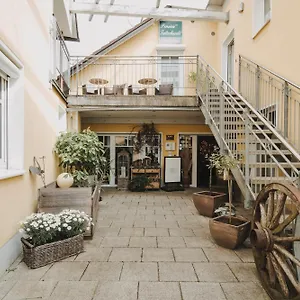 Futterknecht Burgau